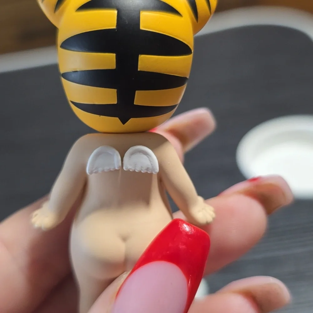 SONNY ANGEL TIGER 100% AUTHENTIC V2 Collection
